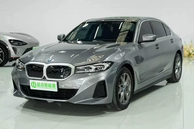 BMW i3, 2022