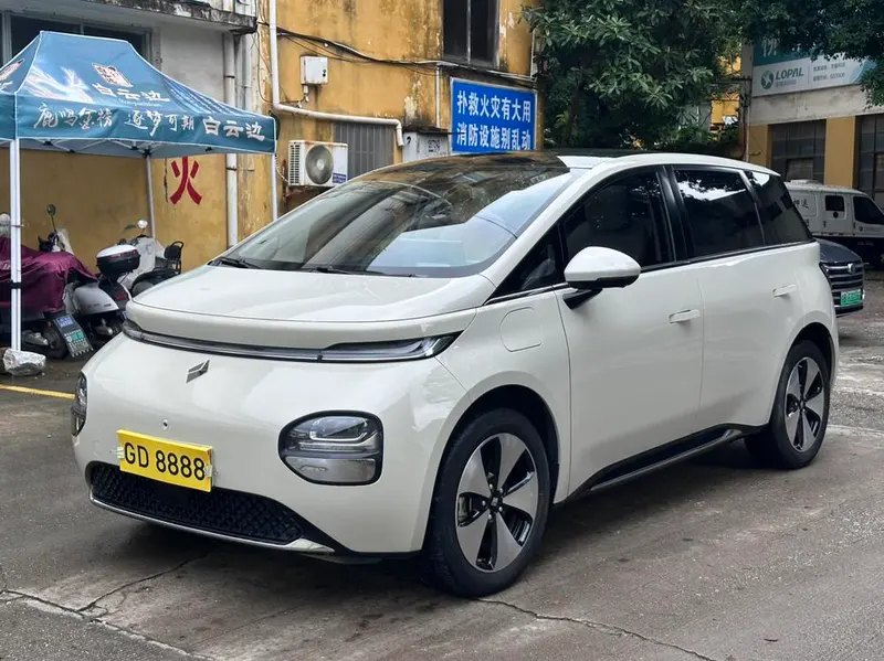Baojun Yunduo, 2023