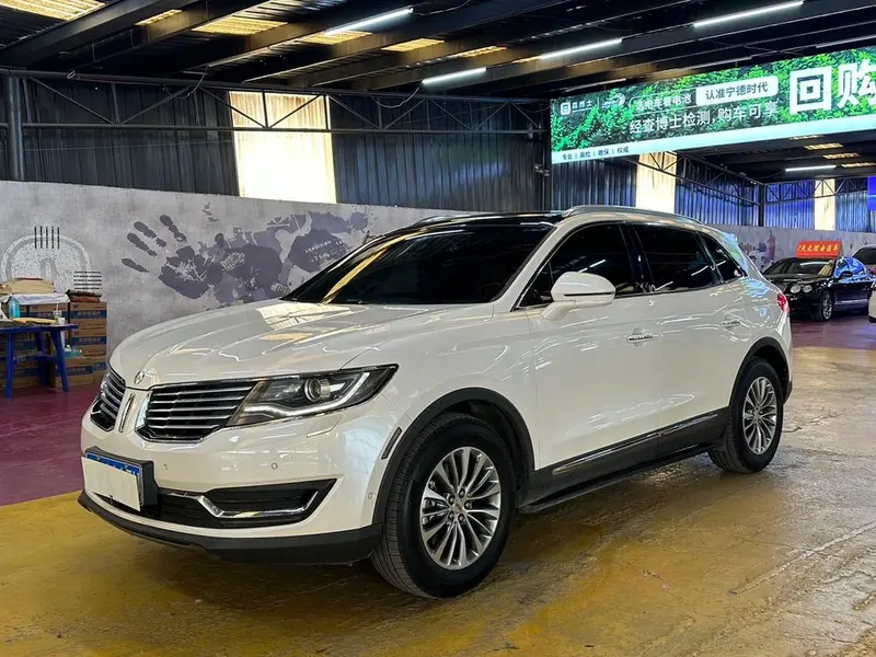 Lincoln MKX, 2017