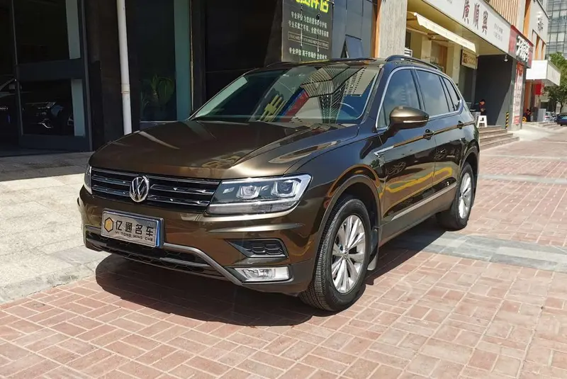 Volkswagen Tiguan L, 2017