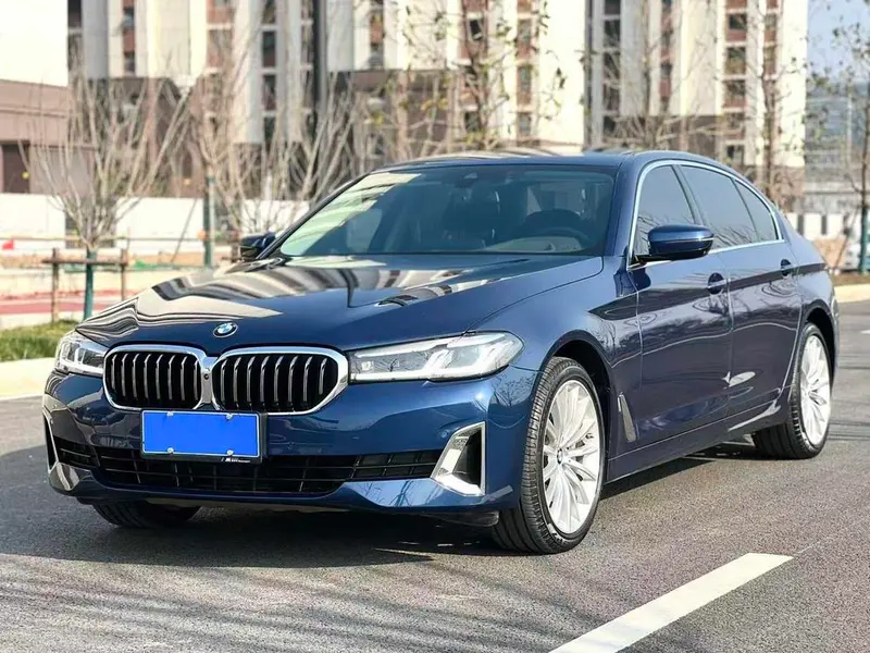 BMW 5-Series, 2021