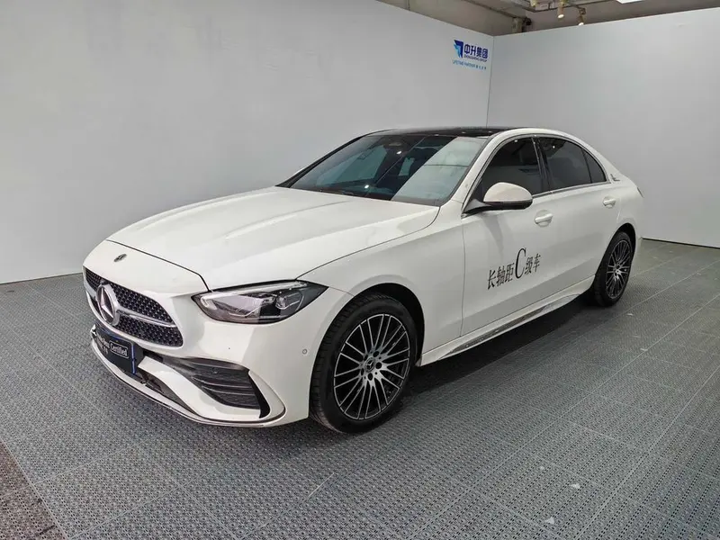Mercedes-Benz C-Class, 2025