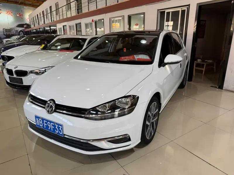 Volkswagen Golf, 2020