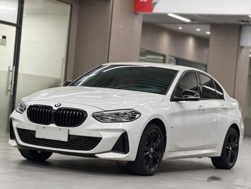 BMW 1-Series, 2021