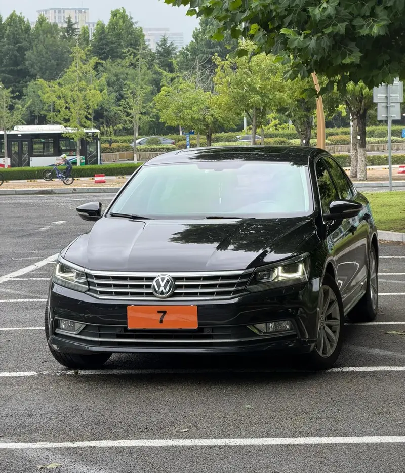 Volkswagen Passat, 2016