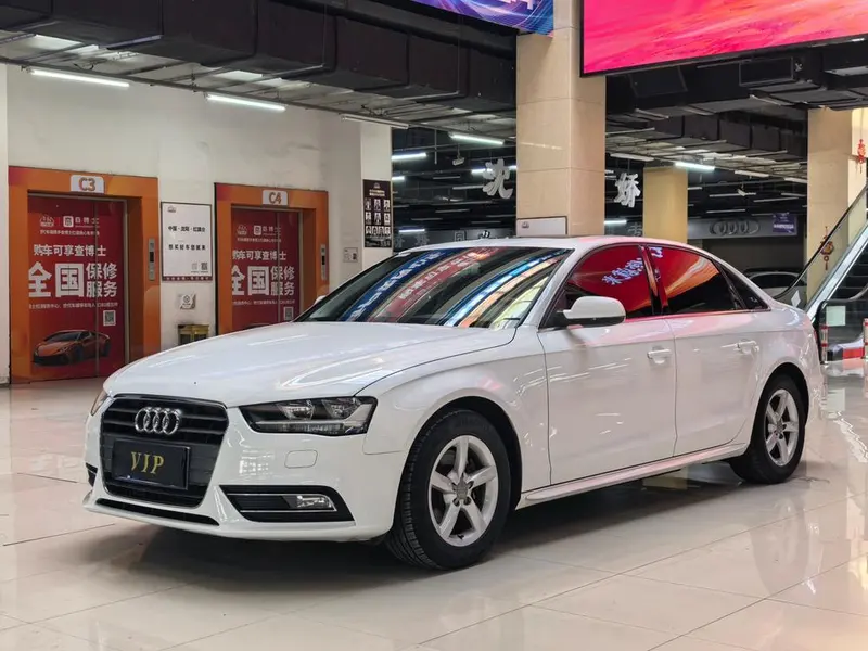 Audi A4L, 2015