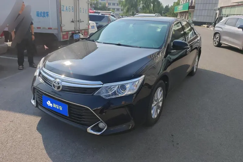 Toyota Camry, 2016