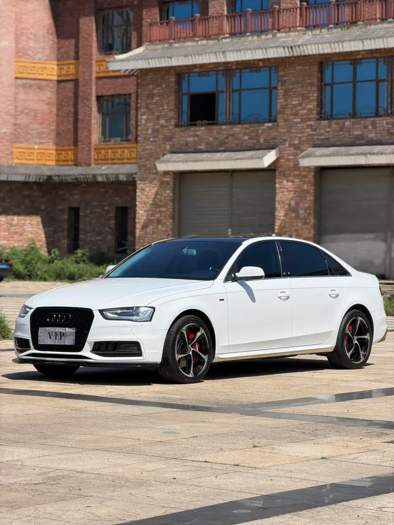 Audi A4L, 2015