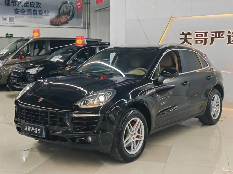 Porsche Macan, 2016