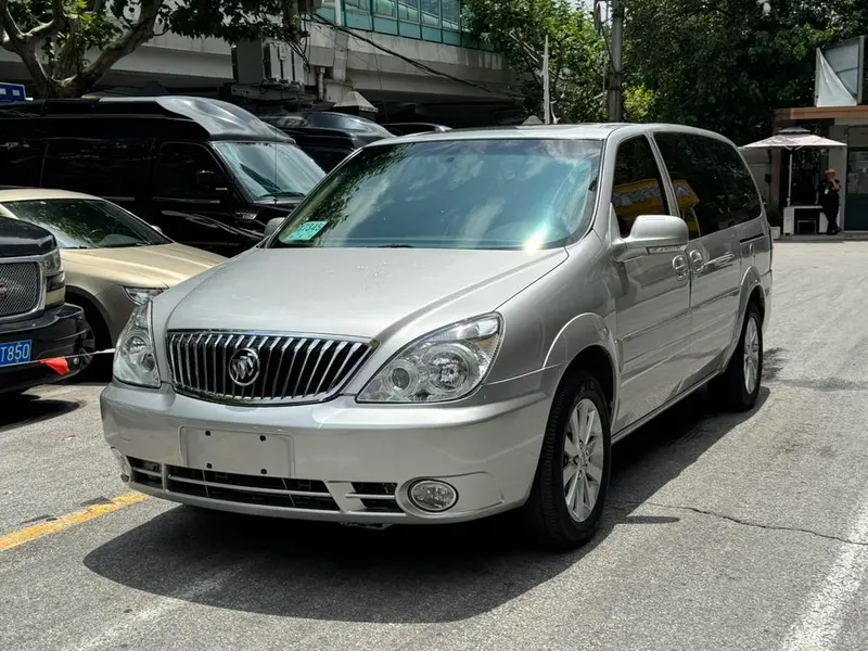 Buick GL8, 2014