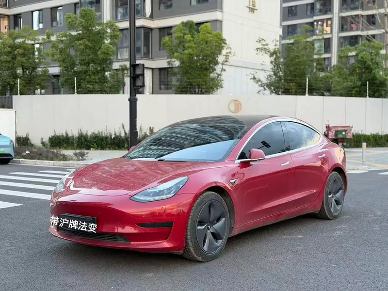 Tesla Model 3, 2020