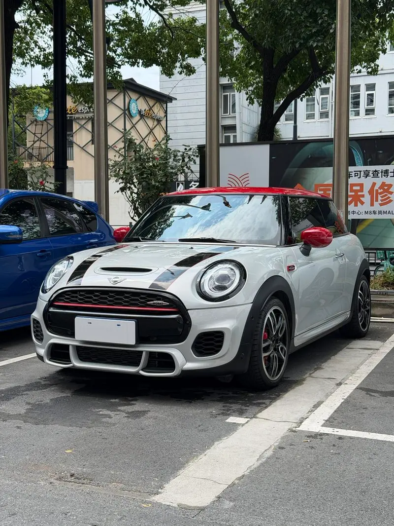 MINI JCW, 2021