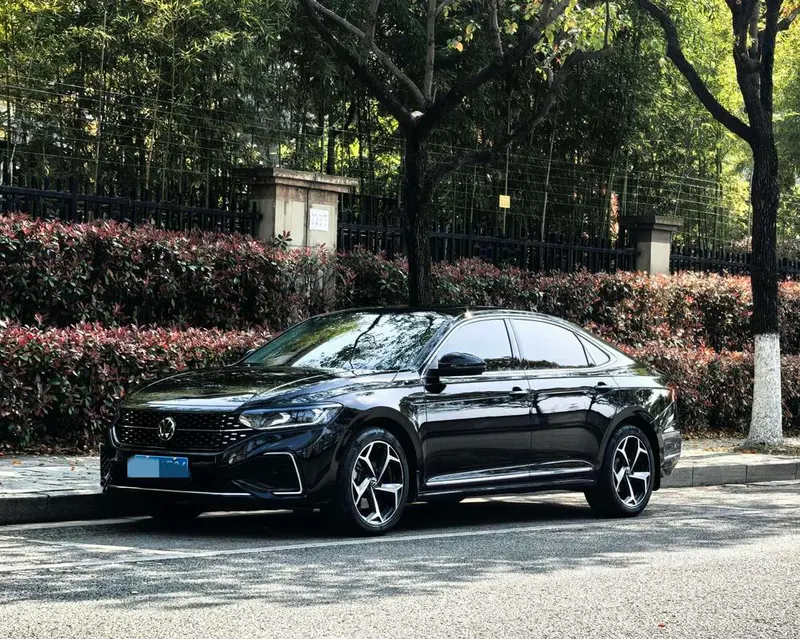 Volkswagen Passat, 2024
