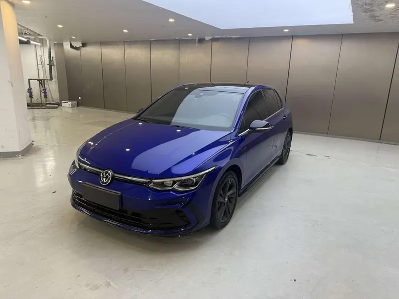 Volkswagen Golf, 2023