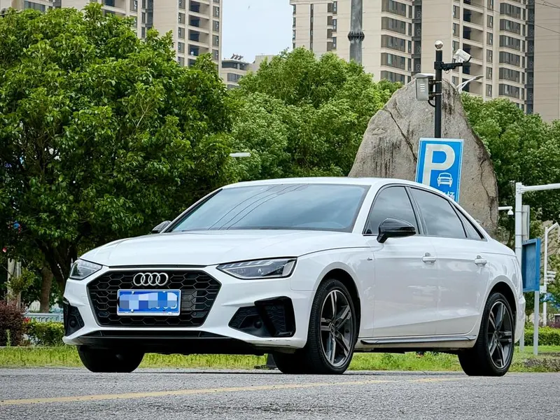 Audi A4L, 2022