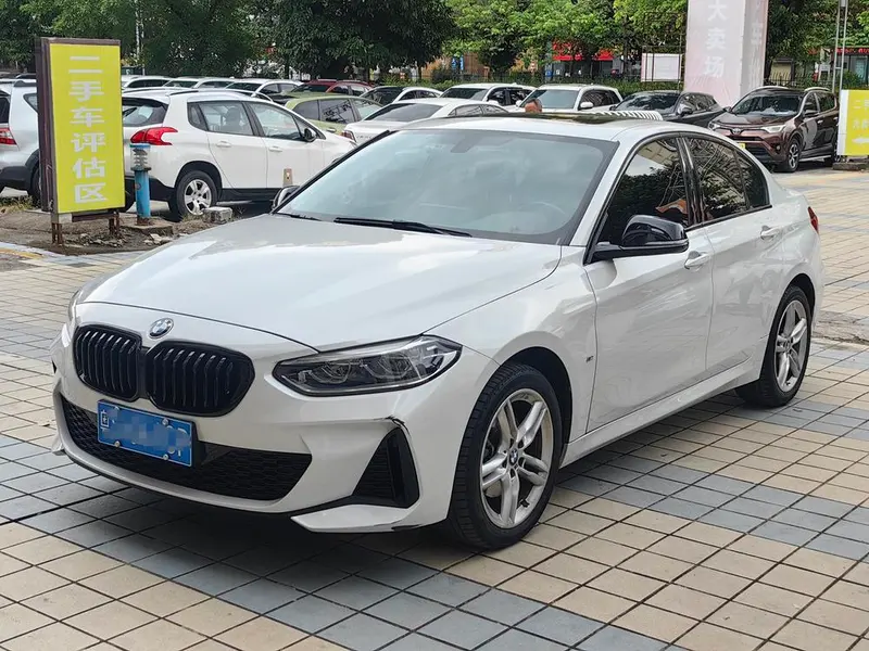 BMW 1-Series, 2021