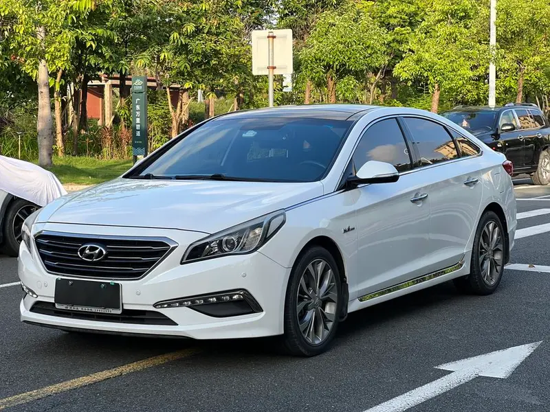 Hyundai Sonata LF, 2015