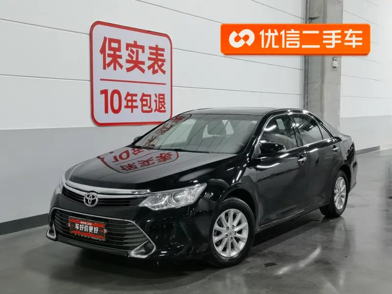 Toyota Camry, 2015