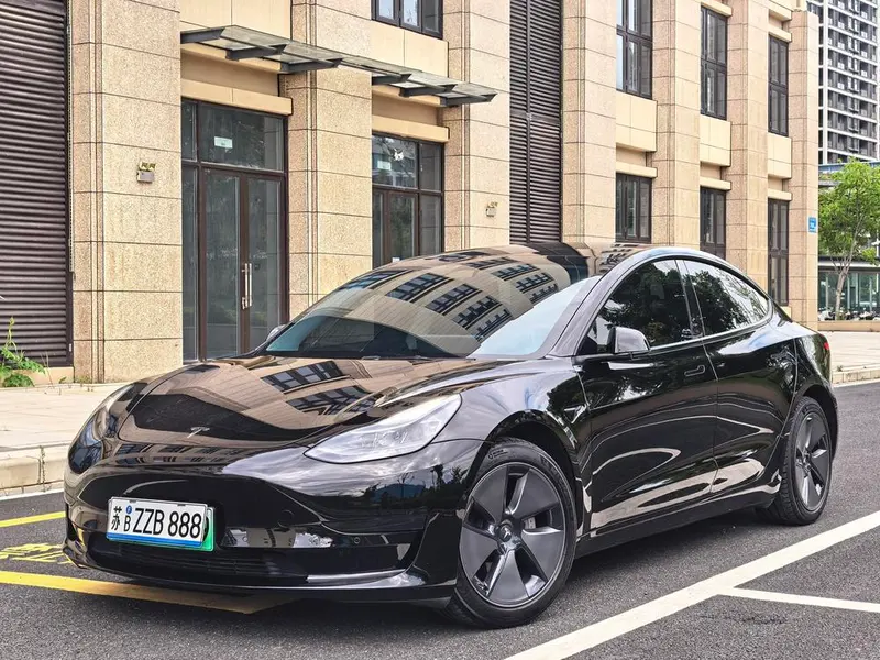 Tesla Model 3, 2021