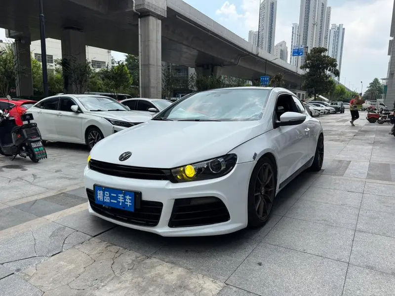 Volkswagen Scirocco, 2010