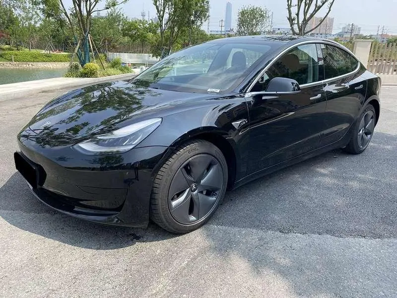 Tesla Model 3, 2020