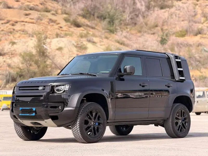 Land Rover Defender, 2021