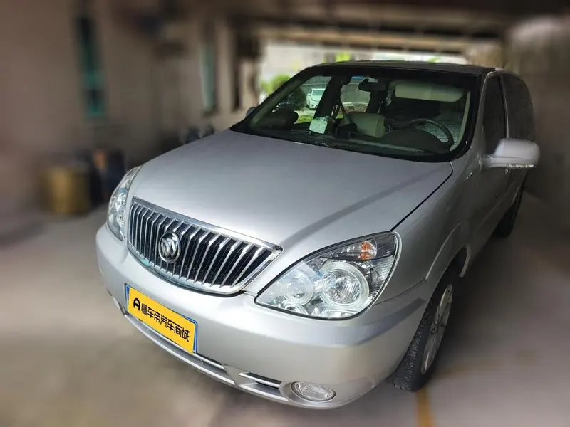 Buick GL8, 2014