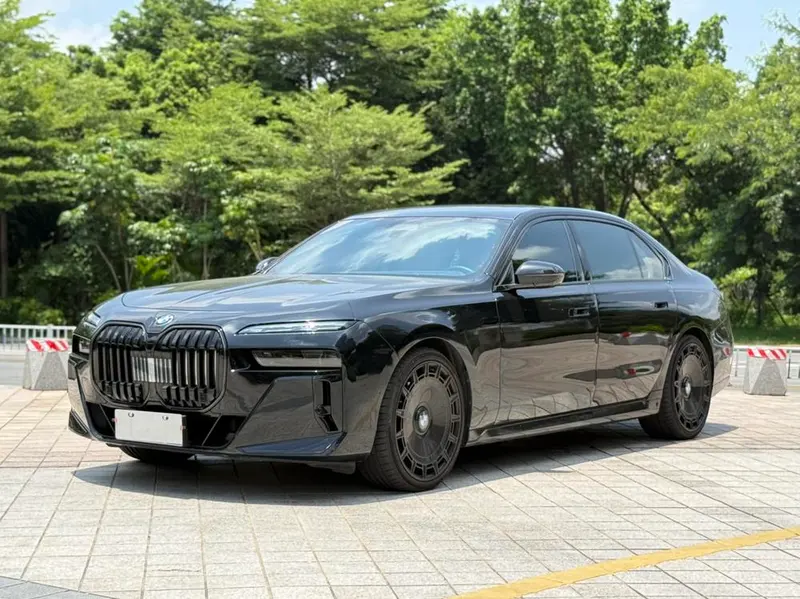 BMW 7-Series, 2023