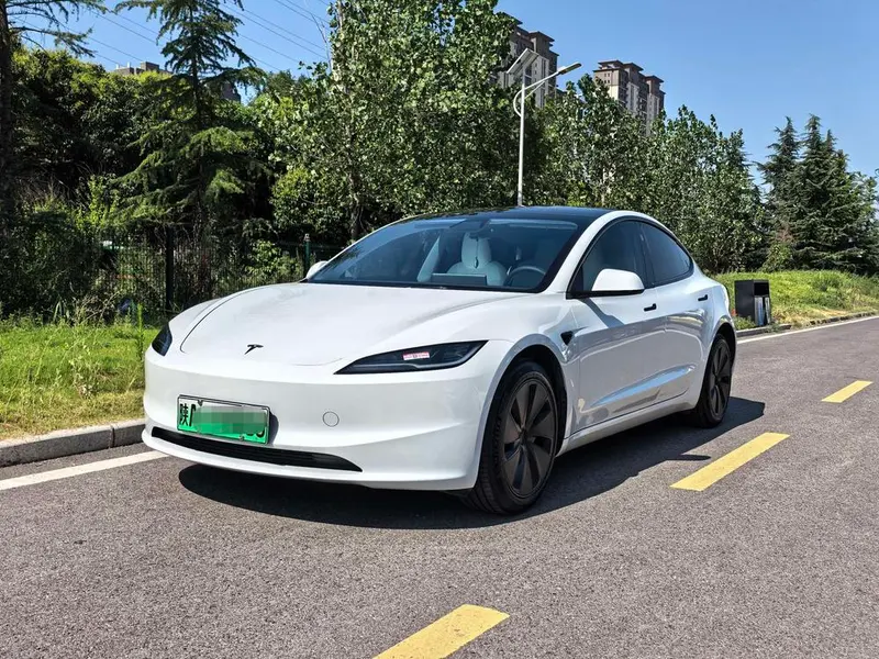 Tesla Model 3, 2023