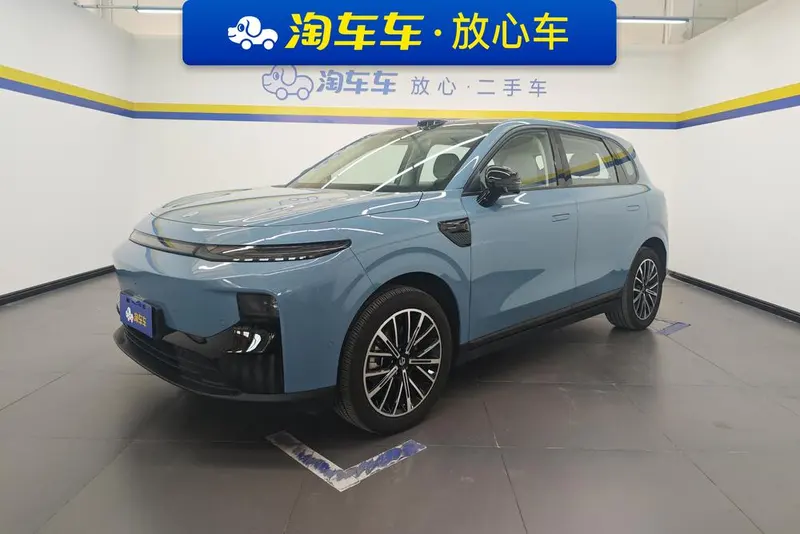 Leapmotor B10, 2025