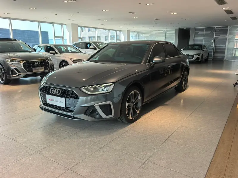 Audi A4L, 2020
