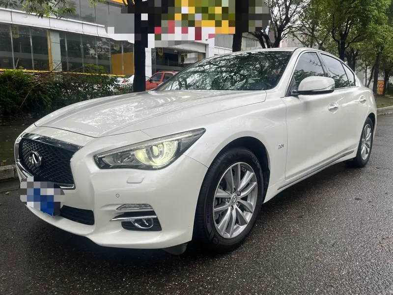 Infiniti Q50L, 2016