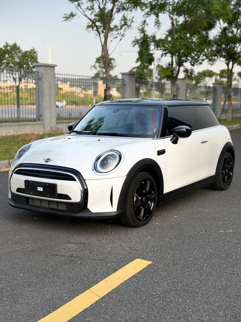 MINI MINI, 2023