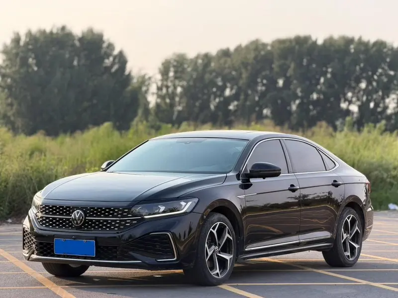 Volkswagen Passat, 2023