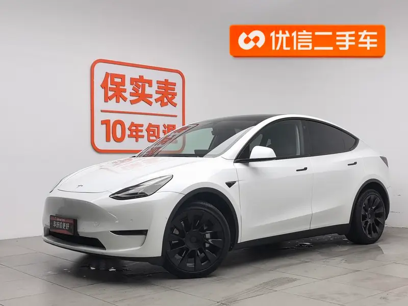 Tesla Model Y, 2021