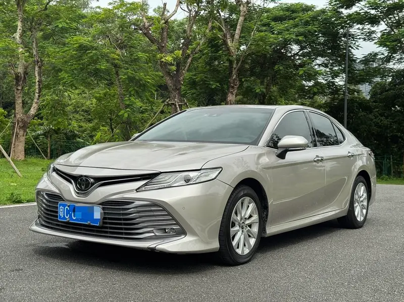 Toyota Camry, 2019