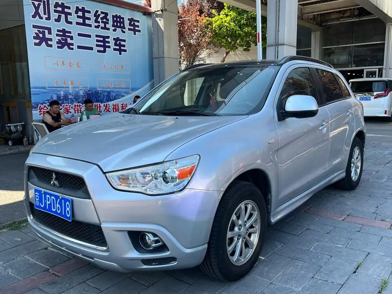 Mitsubishi ASX (Import), 2011