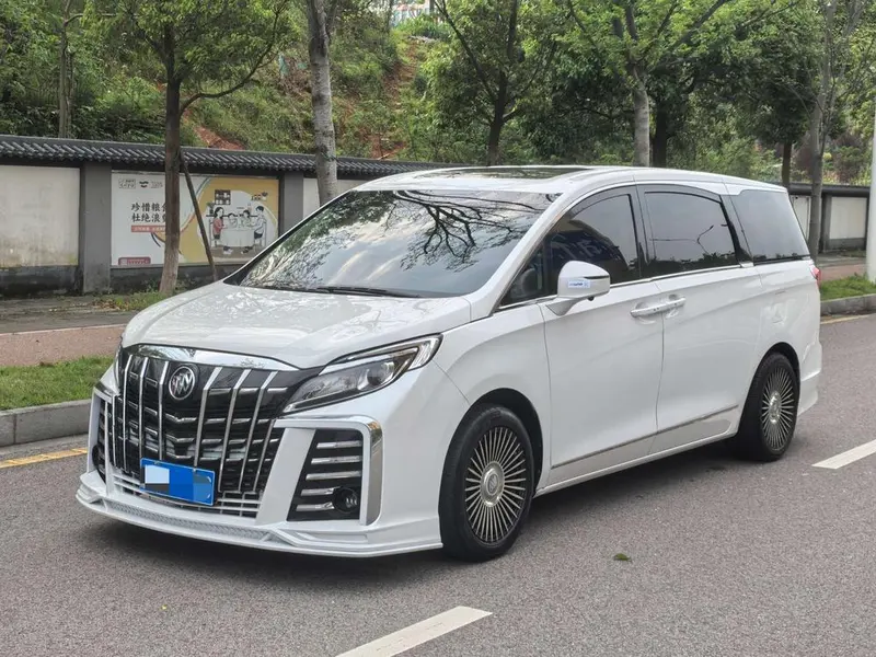 Buick GL8, 2018