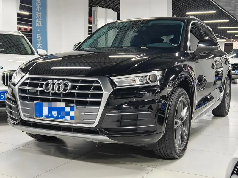 Audi Q5L, 2020