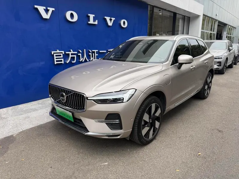 Volvo XC60 PHEV, 2024