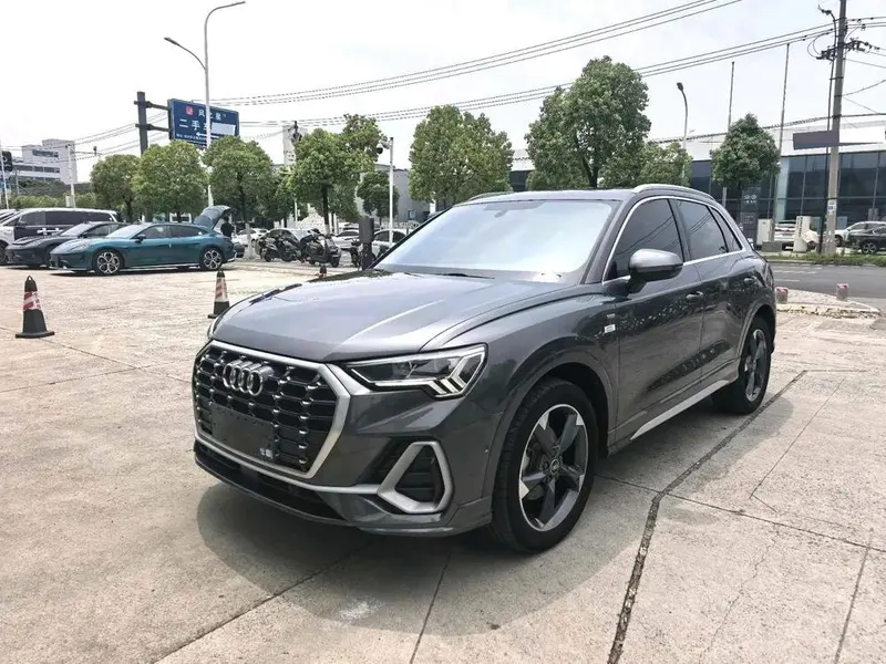 Audi Q3, 2022