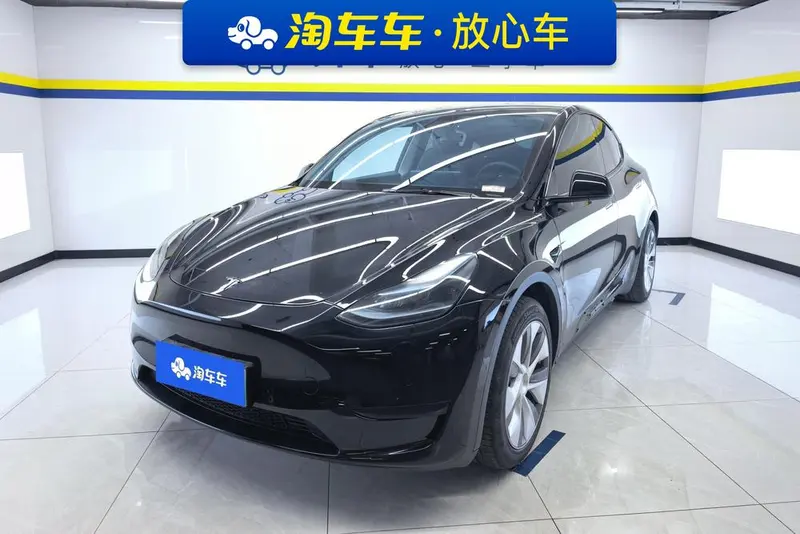 Tesla Model Y, 2023