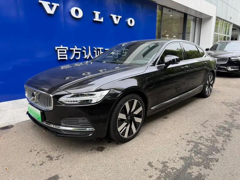 Volvo S90 PHEV, 2024