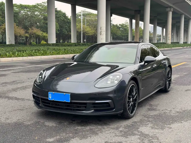 Porsche Panamera, 2017
