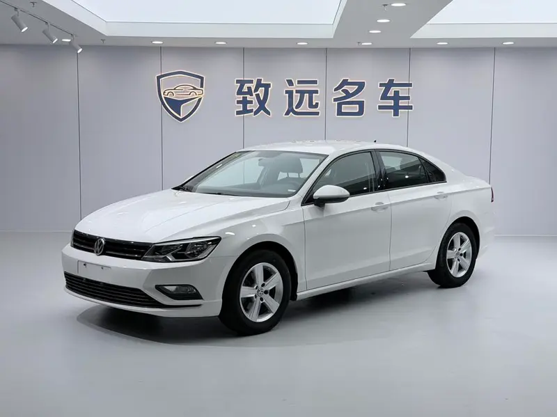 Volkswagen Lamando, 2015