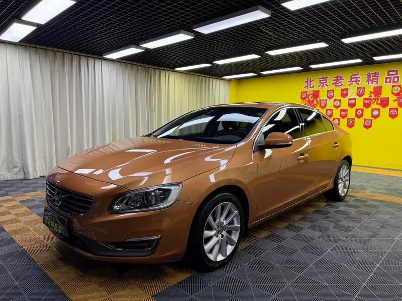 Volvo S60, 2015