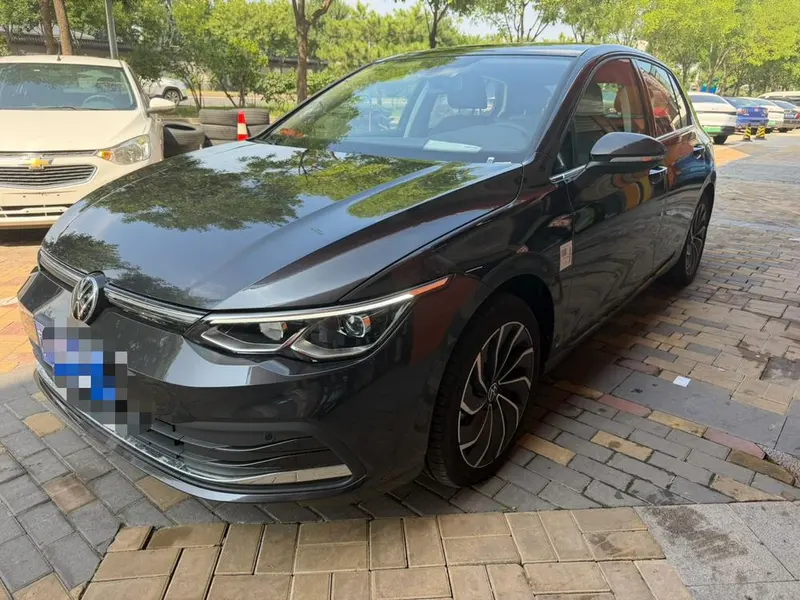 Volkswagen Golf, 2021