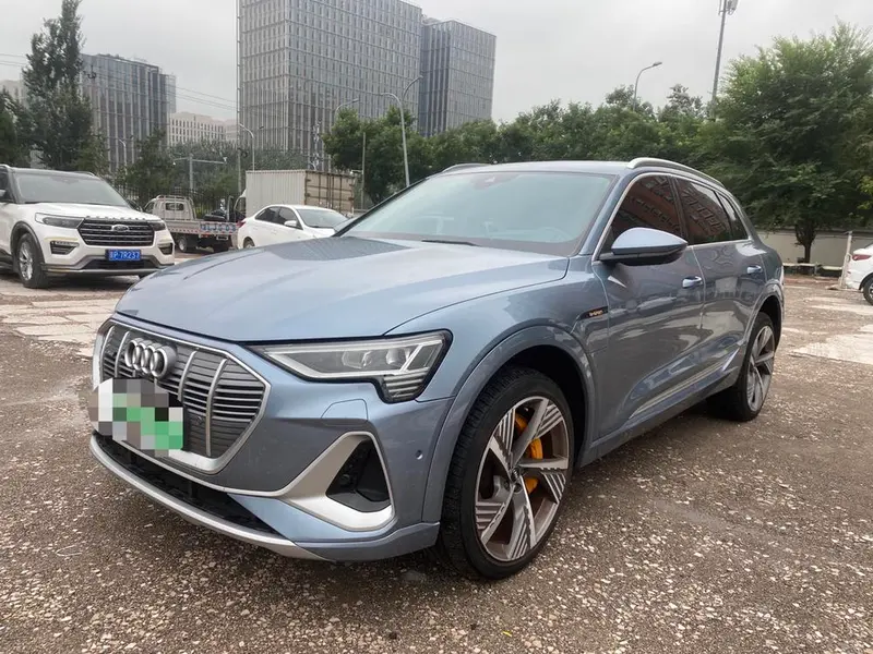 Audi e-tron, 2021
