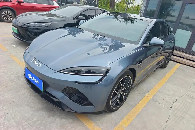 BYD Seal, 2025