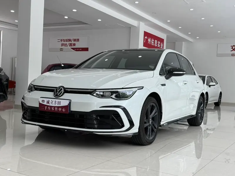 Volkswagen Golf, 2021